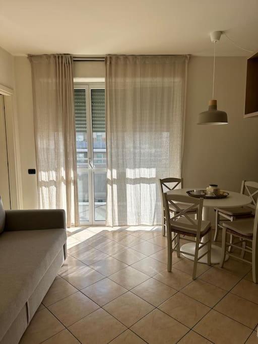 Accogliente Appartamento - Milan Exterior photo